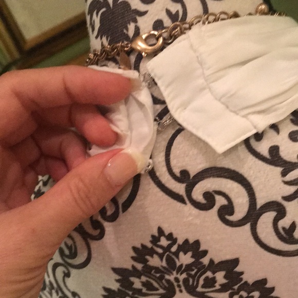 Layered halter top - Picture 6 of 6